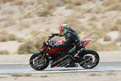 media/May-05-2025-Moto Forza (Mon) [[3c1838c5e5]]/2-B Group/Session 3 (Panning Test Turn 14 Inside)/